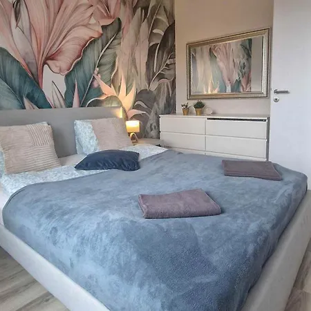 Dob36 With Free Private Parking And Balcony Budapeşte